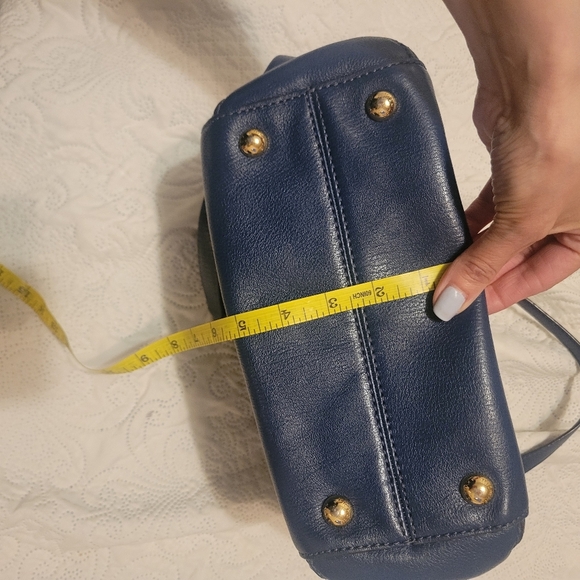 Michael Kors Turn Lock Pebbled Leather Sloan Navy Blue Bag EUC Career Neutral - Picture 10 of 11